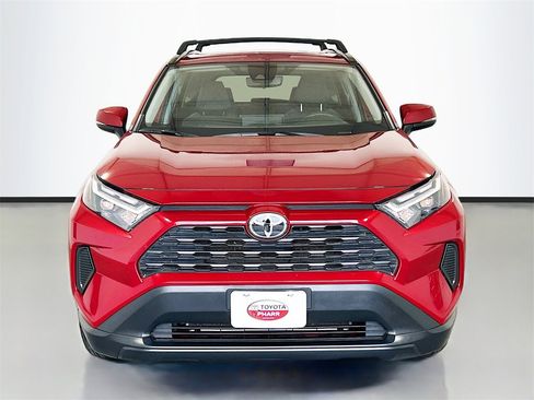 Used 2024 Toyota RAV4 XLE image 2