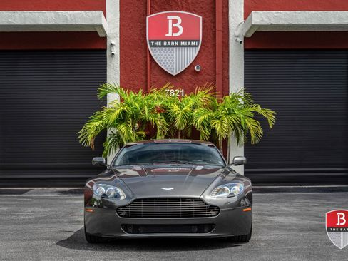 Used 2007 Aston Martin V8 Vantage Coupe RWD image 14