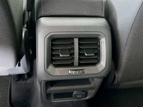 Used 2020 Volkswagen Tiguan S FWD image 24