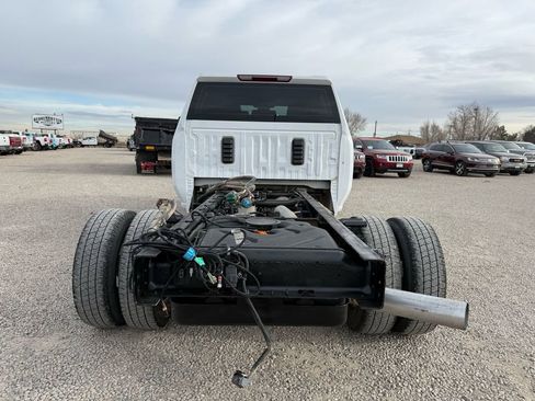 Used 2024 Chevrolet Silverado 3500 W/T w/ Snow Plow Prep Package image 9