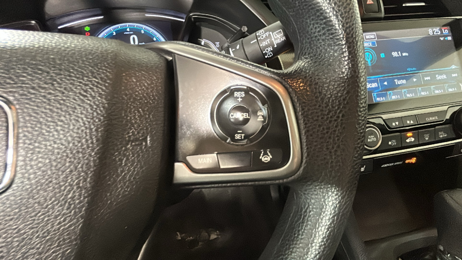 Used 2019 Honda Civic EX image 19