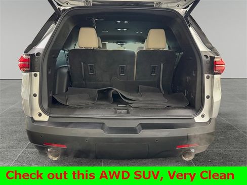 Used 2022 Chevrolet Traverse LT image 15