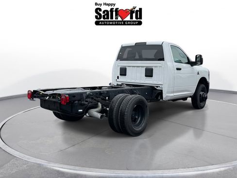 New 2025 RAM 3500 Tradesman image 10