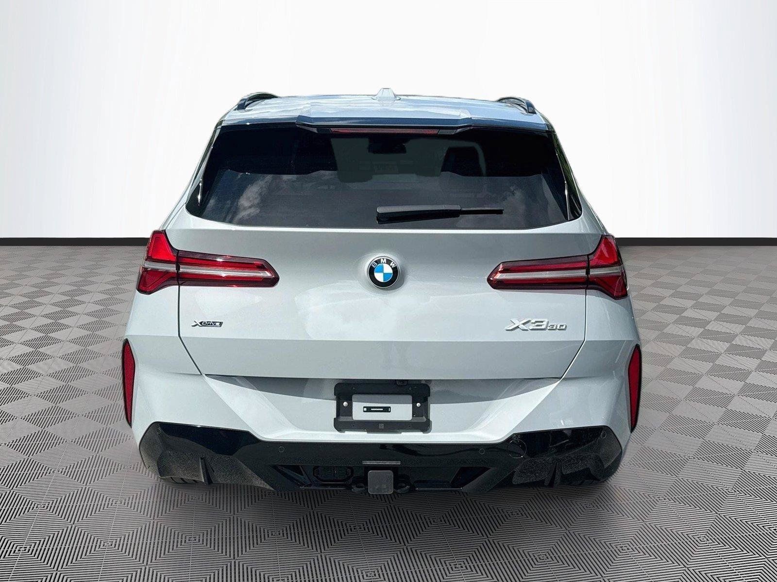 Used 2025 BMW X3 xDrive30i w/ Premium Package AWD/4WD image 6