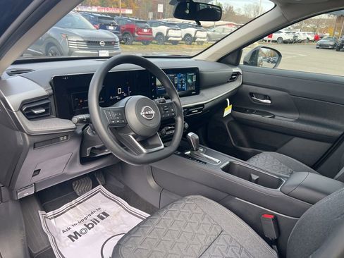 New 2026 Nissan Kicks SV w/ SV Premium Package AWD/4WD image 10