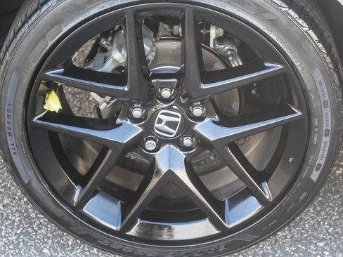 Used 2023 Honda Civic Sport image 11