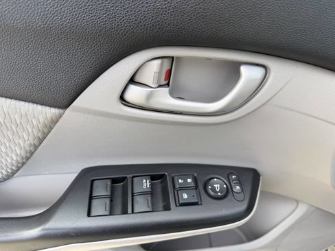 Used 2015 Honda Civic LX image 26