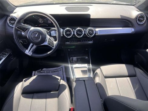 Used 2024 Mercedes-Benz GLB 250 4MATIC image 13