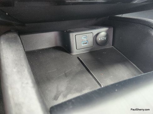 Used 2022 Ford Escape S AWD/4WD image 30