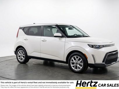 Used 2025 Kia Soul LX w/ LX Technology Package