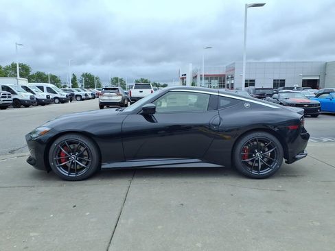 New 2026 Nissan Z Performance w/ Floor Mat Package RWD image 5