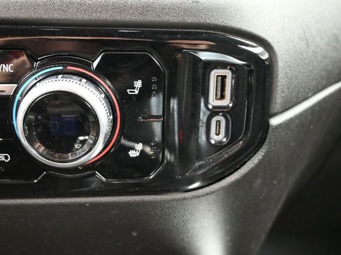 Used 2024 GMC Sierra 1500 Elevation w/ LPO, Elevation Black Package AWD/4WD image 18