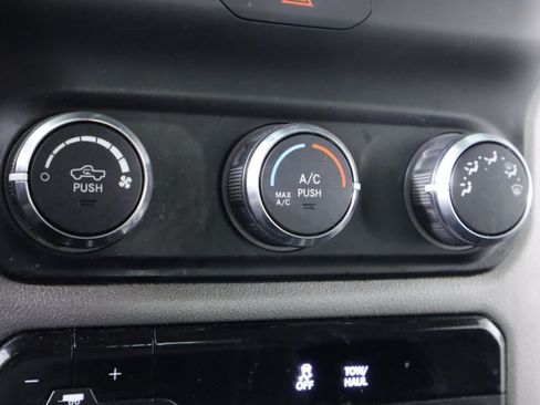 Used 2019 RAM 1500 Big Horn w/ Trailer Tow Group AWD/4WD image 21