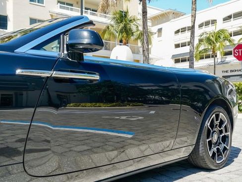 Used 2018 Rolls-Royce Dawn image 10