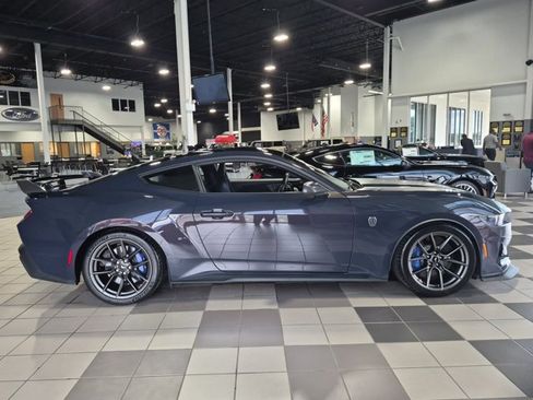 Certified 2024 Ford Mustang Dark Horse w/ Dark Horse Handlin Package RWD image 3