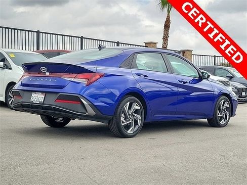 Certified 2025 Hyundai Elantra Sport image 2