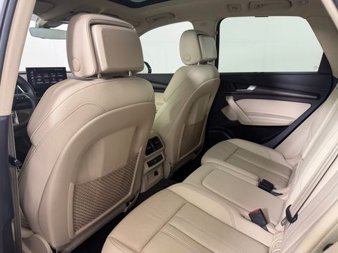 Used 2023 Audi Q5 2.0T Premium Plus w/ Premium Plus Package AWD/4WD image 26