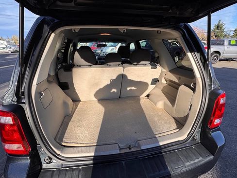 Used 2009 Ford Escape 2WD Hybrid image 17