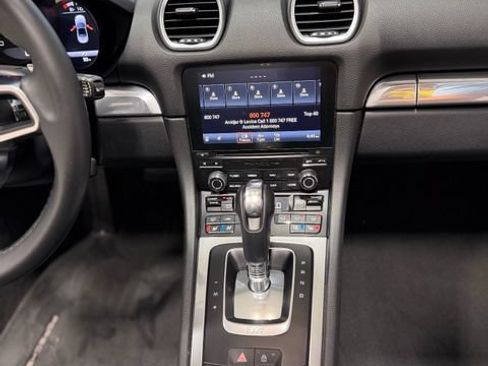 Used 2019 Porsche 718 Boxster RWD image 25