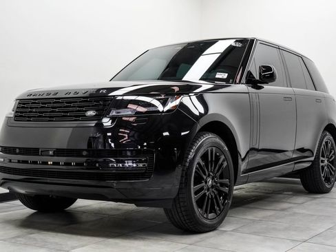 Used 2024 Land Rover Range Rover SE AWD/4WD image 7