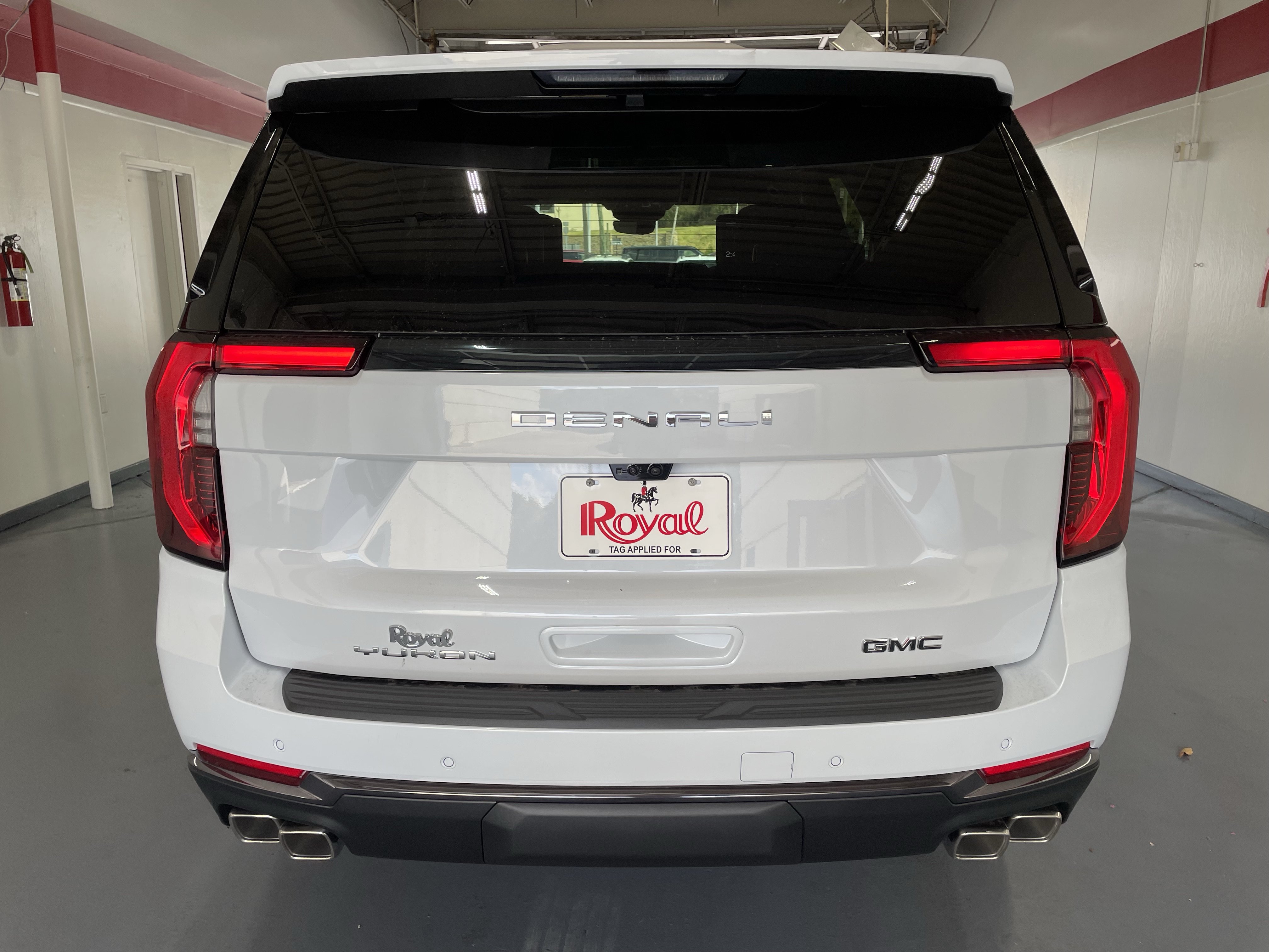 New 2027 GMC Yukon Denali Ultimate AWD/4WD image 5