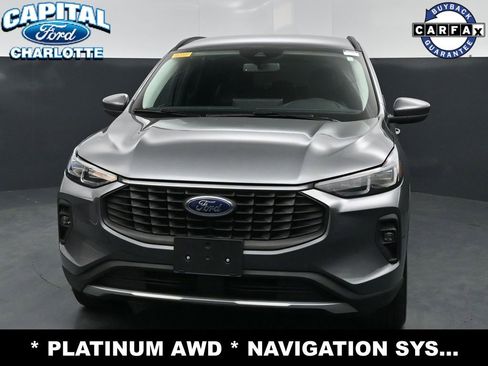 Used 2025 Ford Escape Platinum AWD/4WD image 2