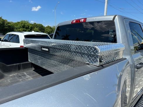 Used 2022 RAM 3500 Tradesman w/ Chrome Appearance Group AWD/4WD image 13