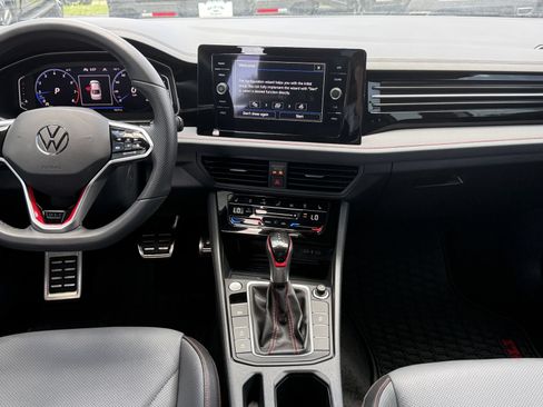 Used 2025 Volkswagen Jetta GLI Autobahn FWD image 18