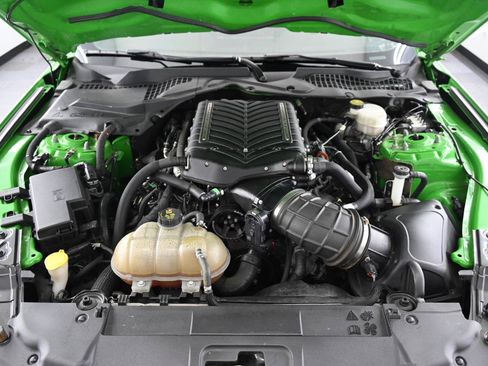Used 2019 Ford Mustang GT Premium w/ GT Performance Package RWD image 17