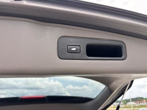 Used 2015 Honda Odyssey EX-L image 24
