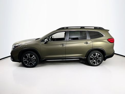 Used 2023 Subaru Ascent Touring image 8