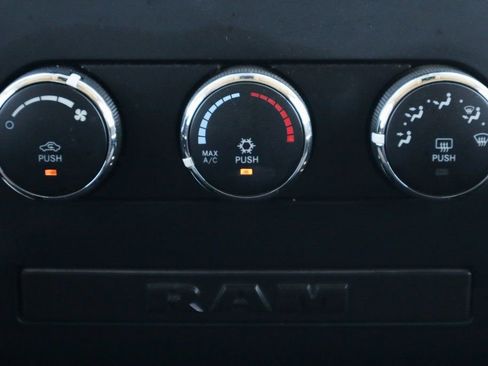 Used 2012 RAM 2500 Big Horn image 31