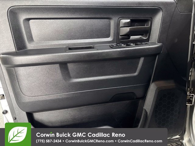 Used 2014 RAM 2500 Tradesman w/ Chrome Appearance Group AWD/4WD image 10