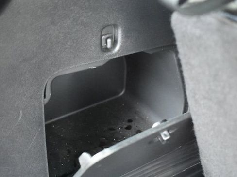 Used 2022 Ford Explorer XLT w/ Equipment Group 202A image 38