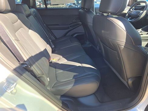 New 2026 Jeep Cherokee Overland w/ Advanced Pro Tech Group AWD/4WD image 9