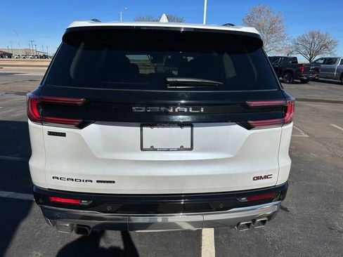 Used 2024 GMC Acadia Denali AWD/4WD image 5