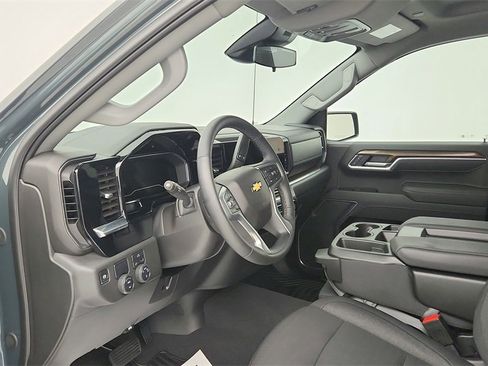 Certified 2025 Chevrolet Silverado 1500 LT image 16