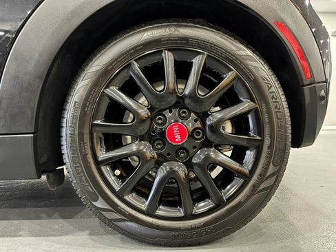 Used 2019 MINI Cooper 2-Door Hardtop w/ Premium Package FWD image 40