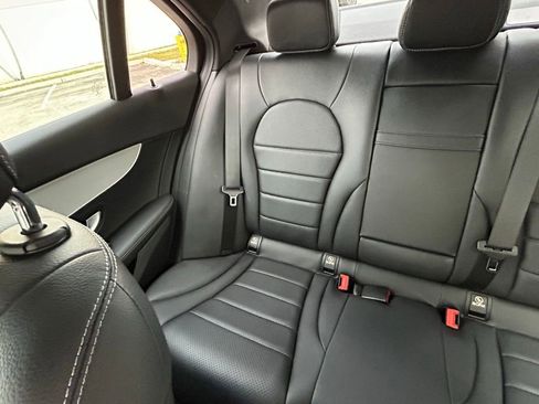 Used 2021 Mercedes-Benz C 300 Sedan image 12