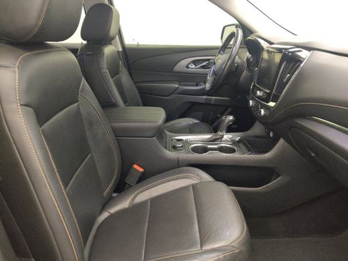Used 2020 Chevrolet Traverse LT w/ LT Premium Package FWD image 21