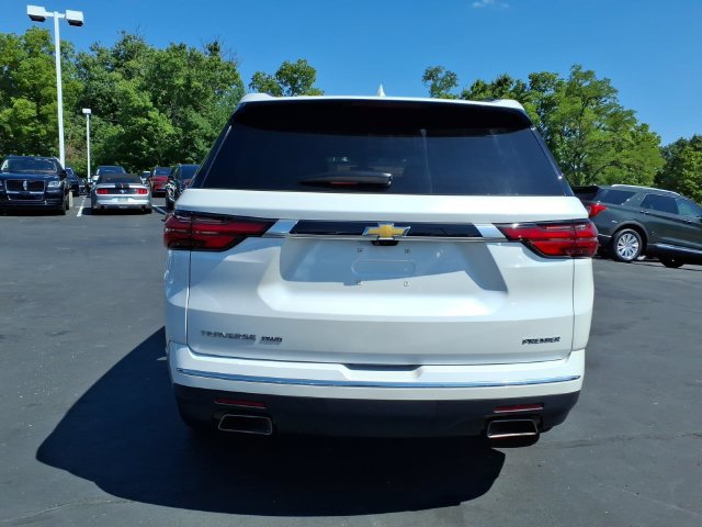Used 2023 Chevrolet Traverse Premier AWD/4WD image 6