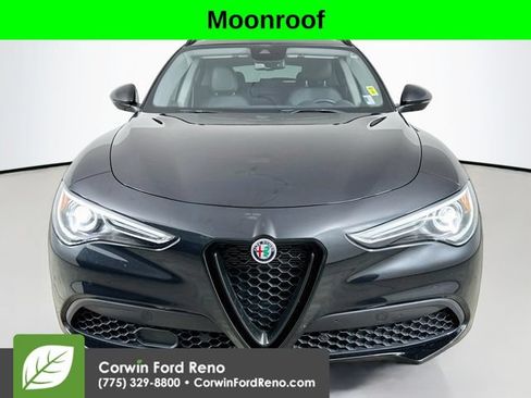 Used 2020 Alfa Romeo Stelvio Ti AWD/4WD image 2