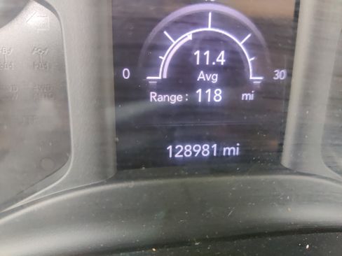 Used 2020 RAM 3500 Tradesman w/ Chrome Appearance Group image 23