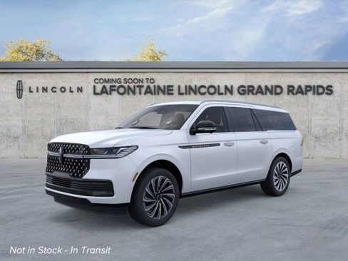 New 2026 Lincoln Navigator L Black Label AWD/4WD image 1