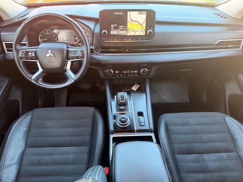 Used 2022 Mitsubishi Outlander SE FWD image 37