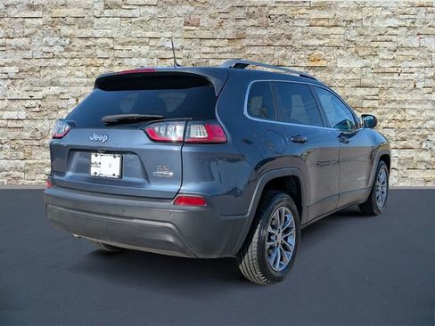 Used 2019 Jeep Cherokee Latitude Plus FWD image 7