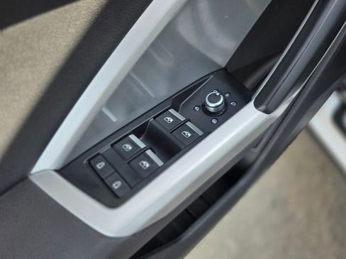 Used 2023 Audi Q3 2.0T Premium image 25