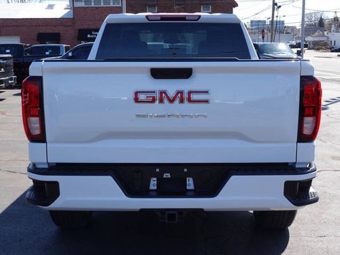 Used 2023 GMC Sierra 1500 Pro w/ Graphite Edition AWD/4WD image 11