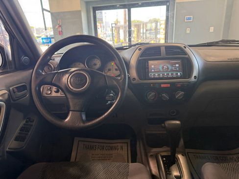 Used 2002 Toyota RAV4 2WD image 13