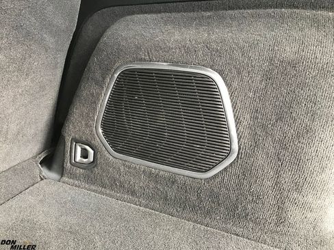 Certified 2023 Jeep Grand Cherokee Overland w/ Luxury Tech Group IV image 34